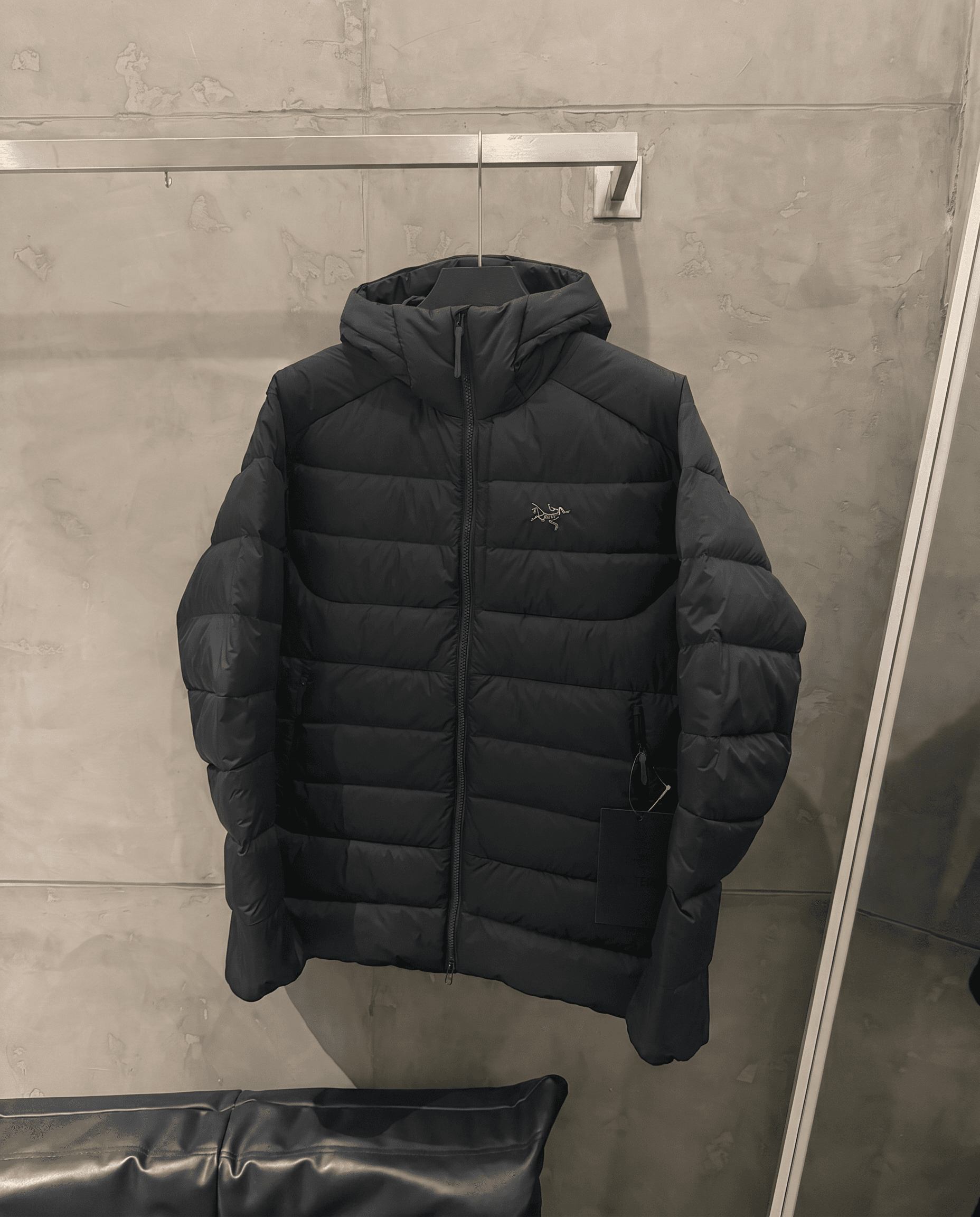 Black Coat — Yupoo find saved with Fitora