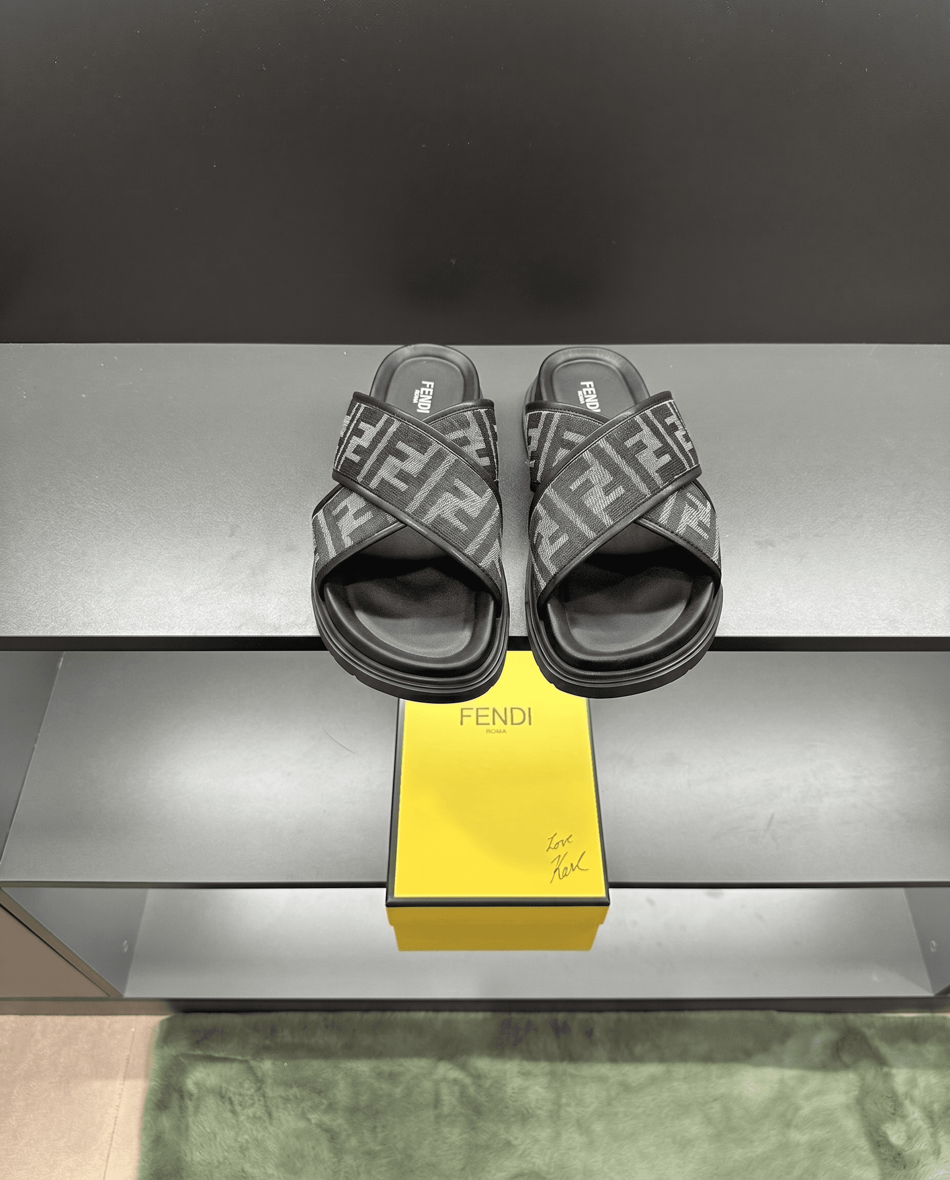 Black Slippers — Yupoo find saved with Fitora